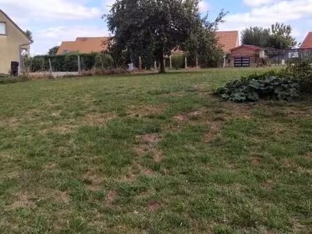 terrain 699 m² saint mars d outille