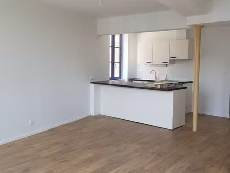 3 pièces - 63 m2 - caussade 82300