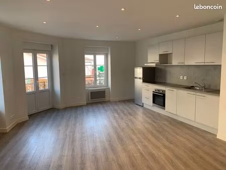 directe proprietaire - t2 49m² - fontaines / saone