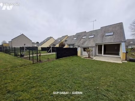 immeuble 700 m² louvigne du desert