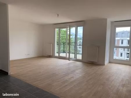 appartement 3 pièces 79 m²