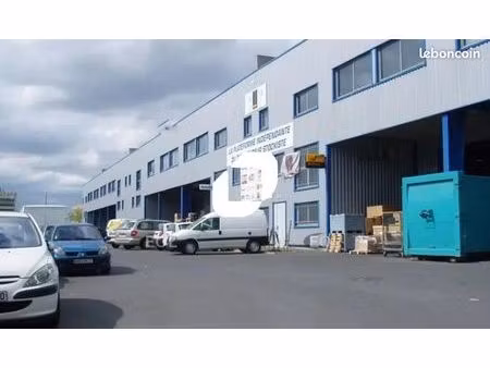 local d'activité 460 m²