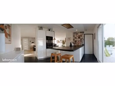 maison 110m2 (4 ch.) + 46m2 (dépendance)