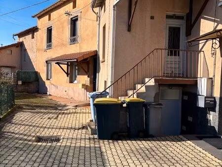 2 maisons à la croix-de-marlet unieux