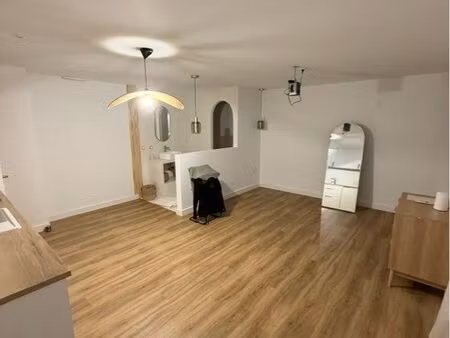 maison de bourg avec studio indépendant