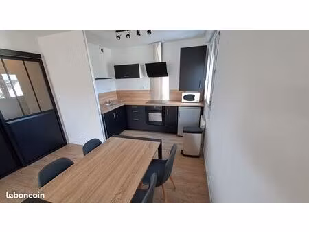 vitré : magnifique t2 de 47m² - rénové