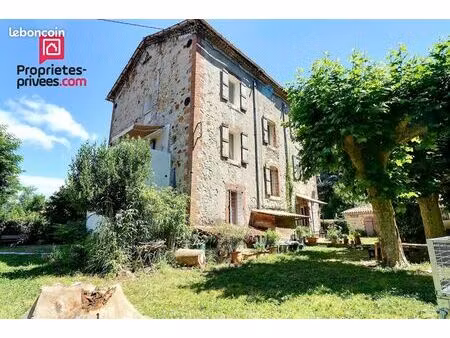 maison 10 pièces 375 m²