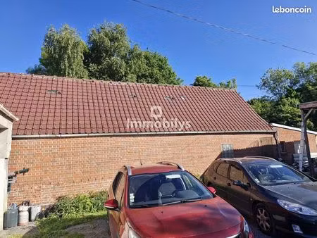 maison 2 pièces 150 m²