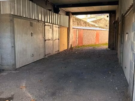 rare : vente garage/box