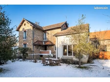 maison 6 pièces 156 m²