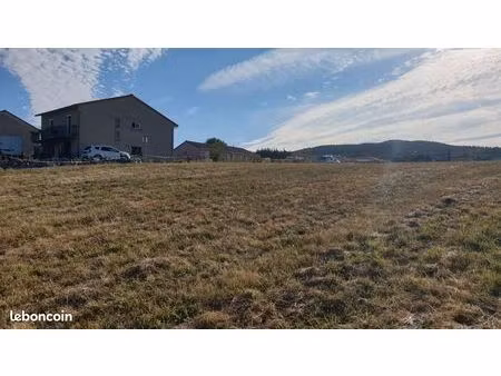 terrain viabilisé 551m2