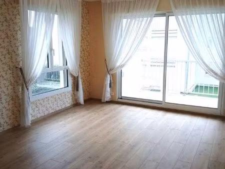 appartement 3 pièces 64 m²