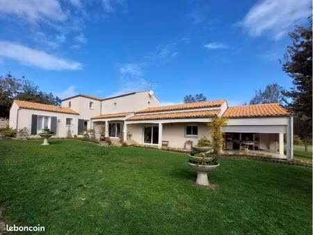 villa f8 proche la rochelle