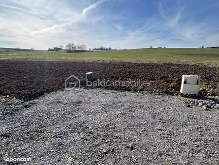 terrain 596 m² issoire