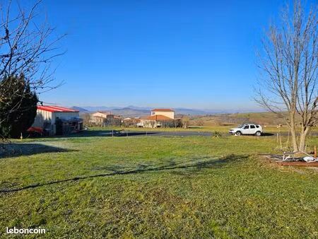 terrain 885 m² egliseneuve pres billom