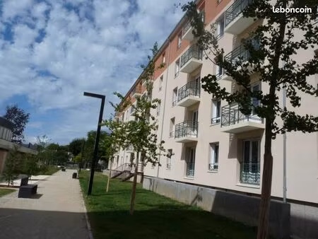 appartement 1 pièce 17 m²