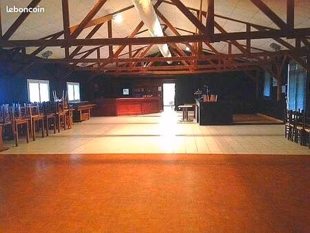 maison 11 pièces 550 m²