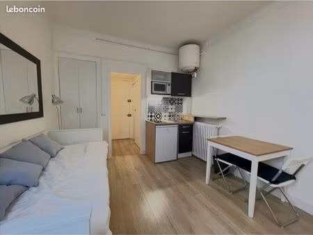 studio meublé à asnières