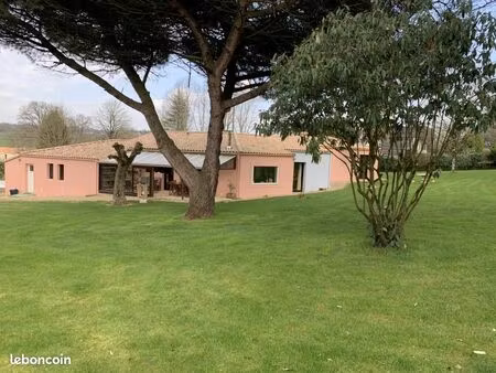 propriété 7 pièces 180 m²