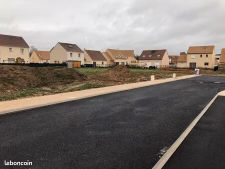 terrain 236 m² noiseau