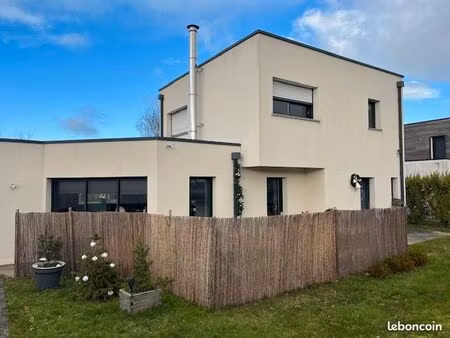 maison - 5 pièces - 128m²