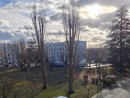 appartement 3 pièces 72 m² - balcon - cave - garage - parking