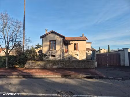 bouthéon maison sur 272 m²