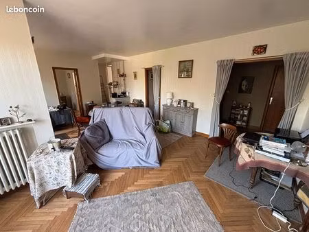 appartement 4 pièces 107 m²