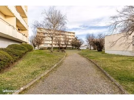 appartement 4 pièces 94 m²