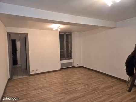 location t2 centre de redon