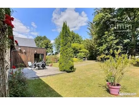 maison 7 pièces 151 m²