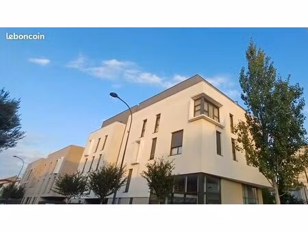 t3 récent à 2 pas de paris