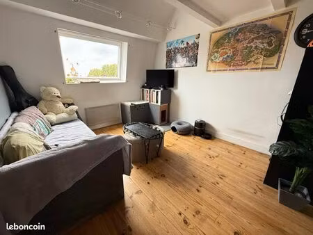 bel appartement de type 2 en duplex à marquette