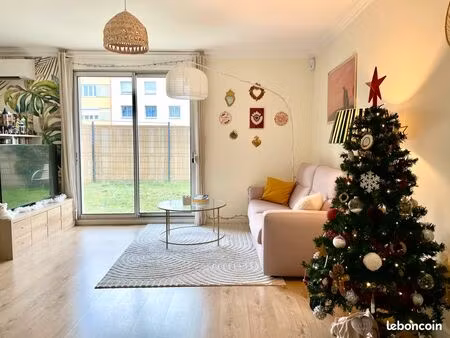 très bel appartement avec jardin privatif – lyon 8ᵉ santy – 91 m²