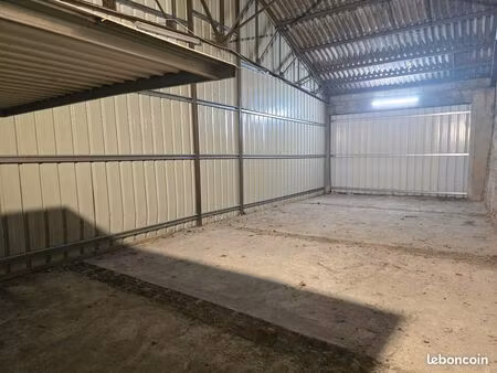 hangar stockage sécurisé à louer bagnols sur cèze centre ville