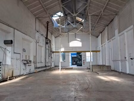 entrepôt-1050m2-cournon d'auvergne