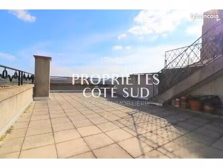 local 349 m² laudun-l'ardoise