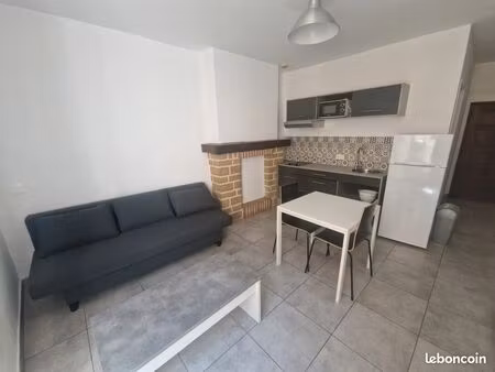 studio meublé 23m2