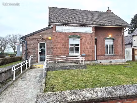 immeuble 8 pièces 157 m²