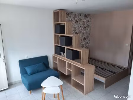 studio meublé pour étudiant(e) uniquement