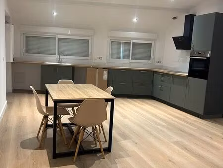 maison de ville meublée à louer