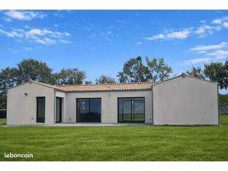 ? maison récente 90 m² à louer – 3 chambres – jardin 1 000 m² – vergné (17330) proche surg