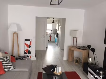 t3 66m2 rénové avec parking