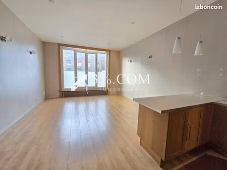 appartement 3 pièces 49 m²