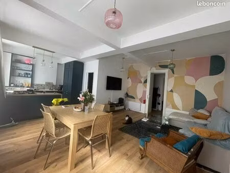 appartement rénové - place jean jaurès