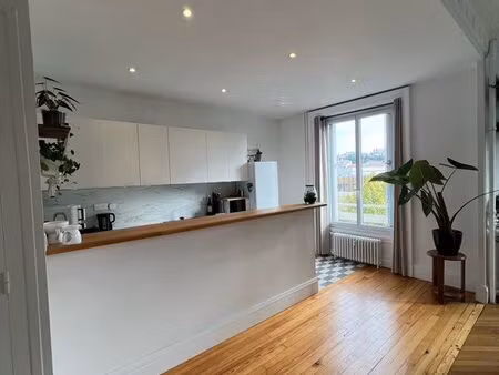 appartement t3 traversant