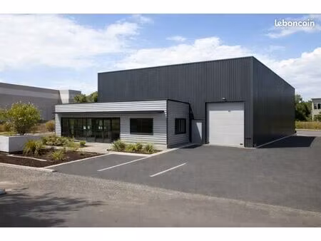 a louer local d'activites neuf