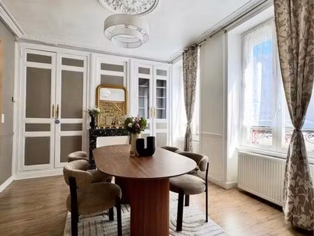 maison de ville en pierre