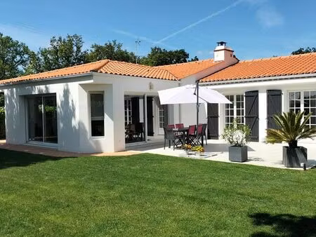 maison 6 pièces 140 m²
