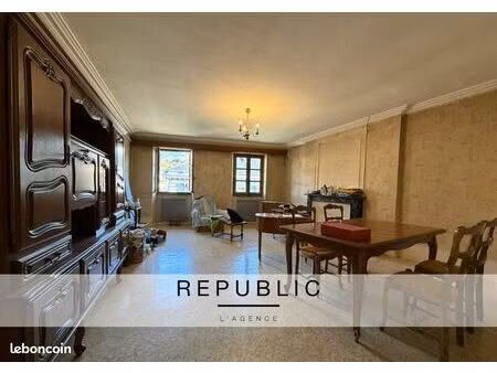 appartement 4 pièces 119 m²